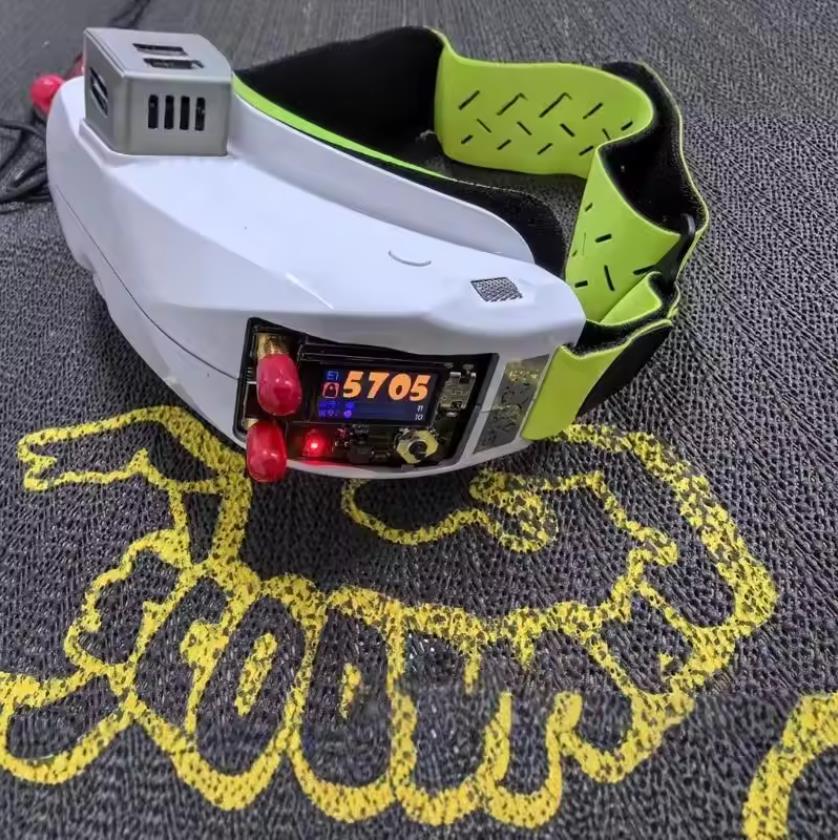 4.9GHz 5.8GHz 6.1GHz 3W VTX VR - Foxeer Reaper Extreme 2.5W Vtx 评论和价格